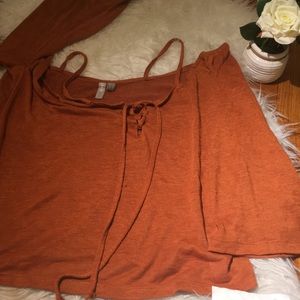 Orange shoulder off top